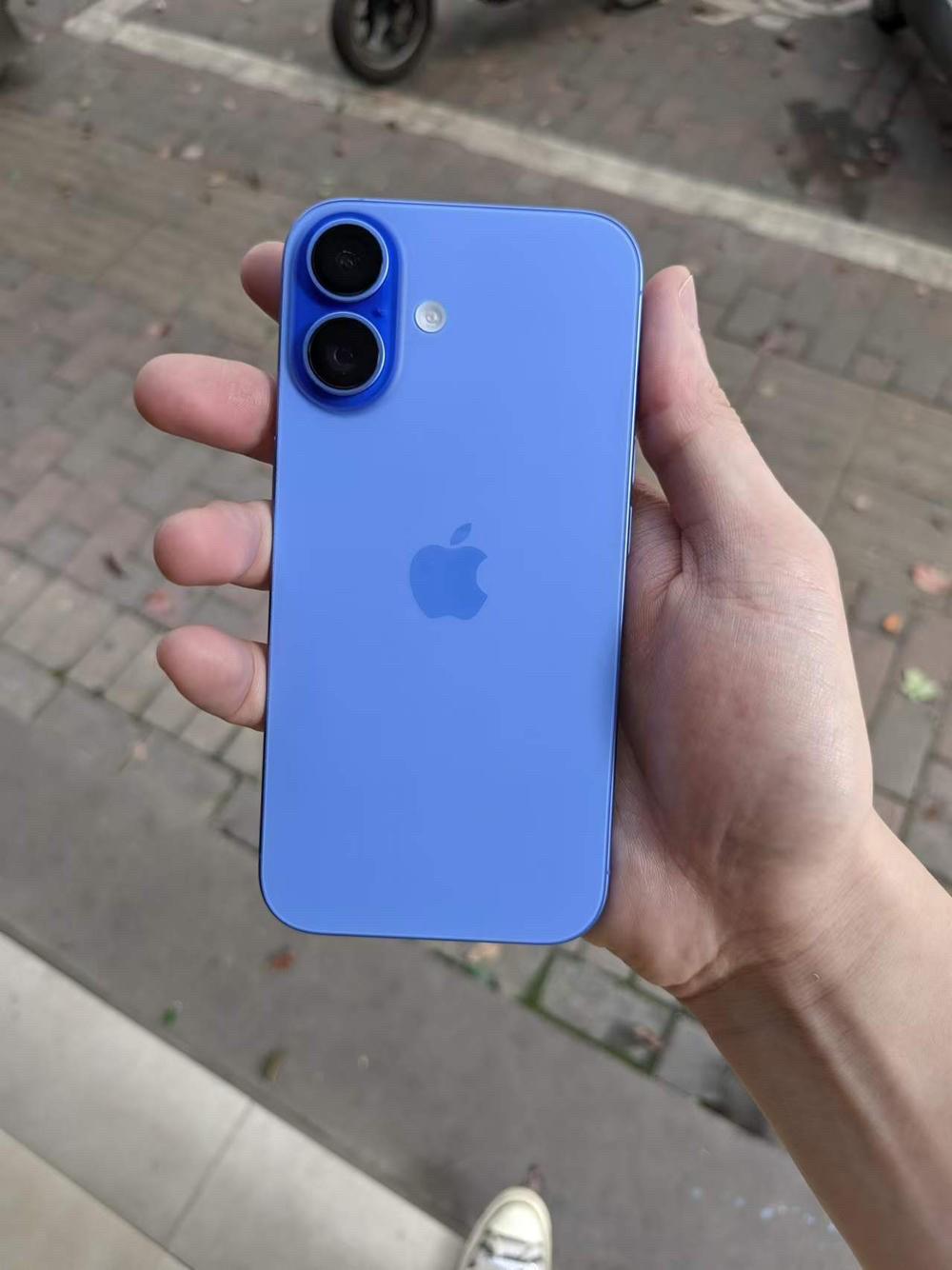 iPhone16 群青色256
